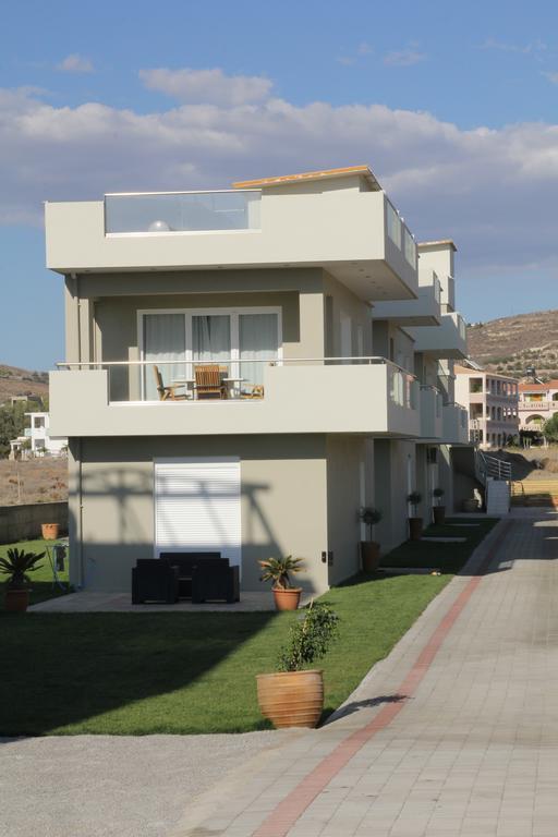 Holiday Luxury Villas Kalamaki  Exteriör bild